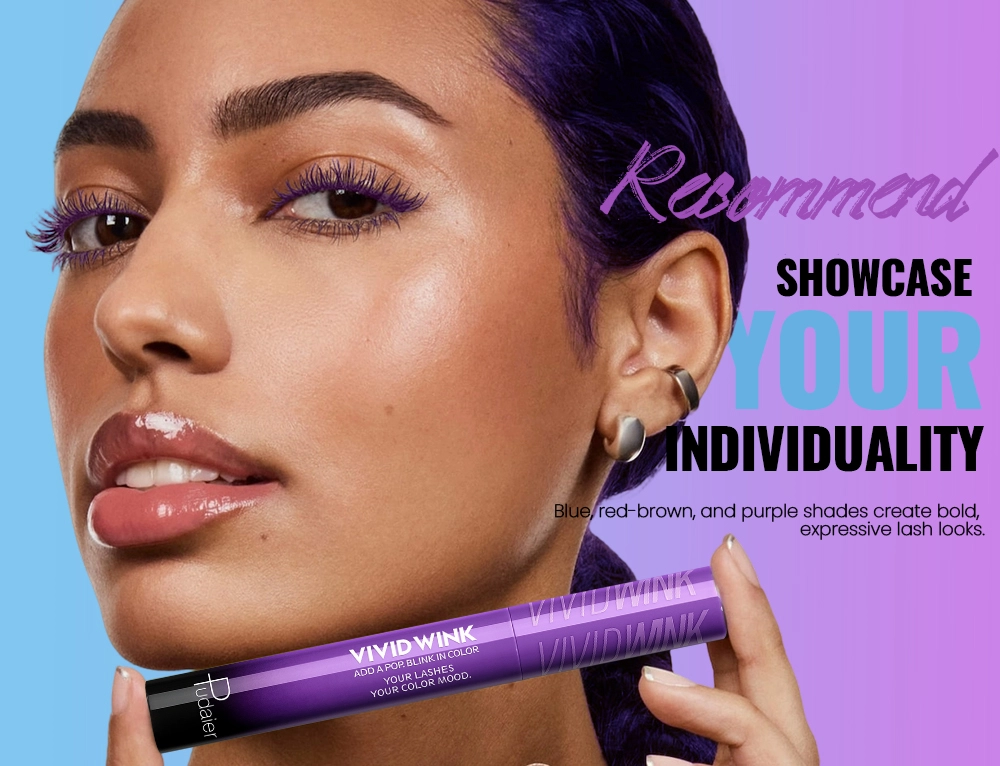 maquillage yeux avec mascara bleu